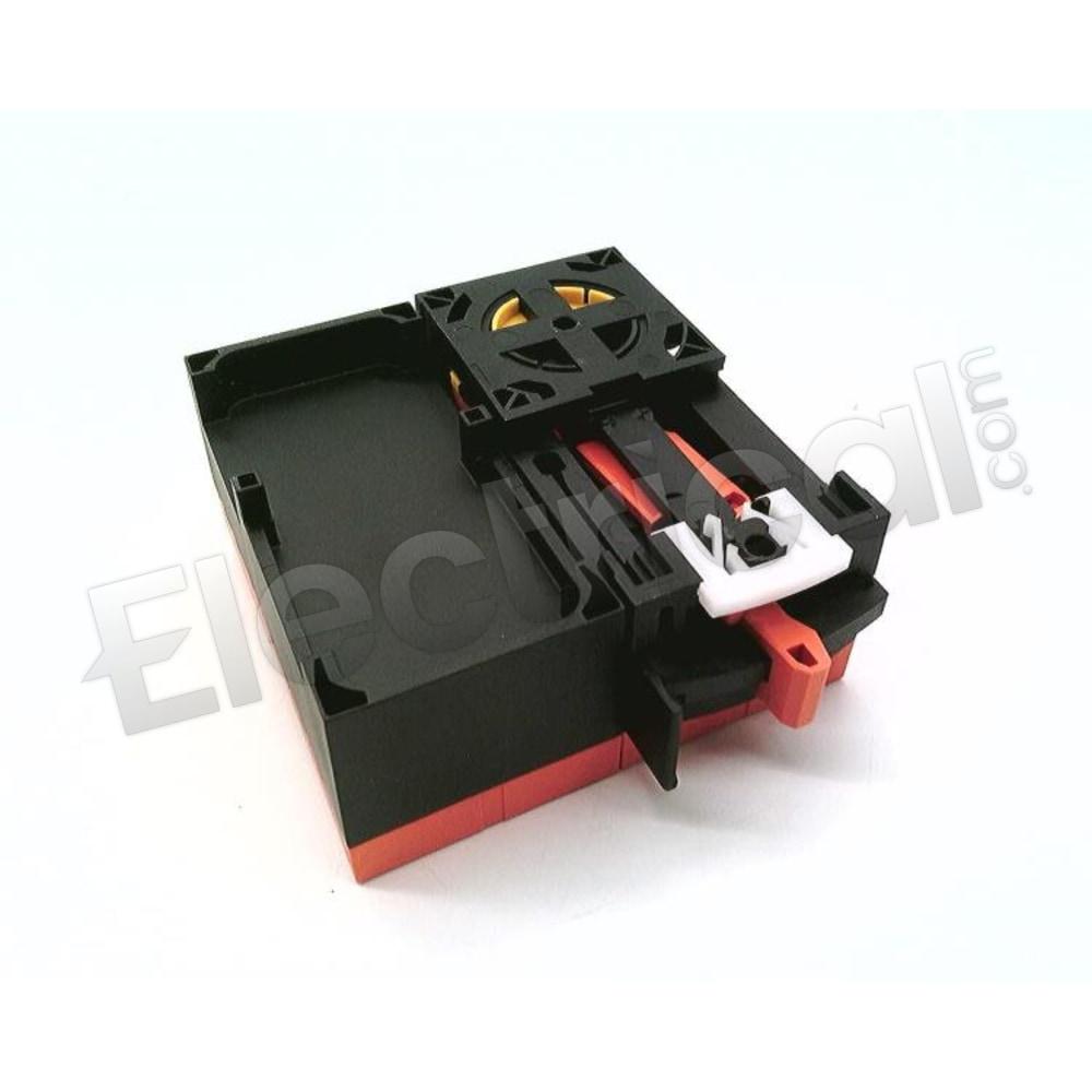 CLASSICLINE 4DI-Y 4DO-Y IP67-AC5235