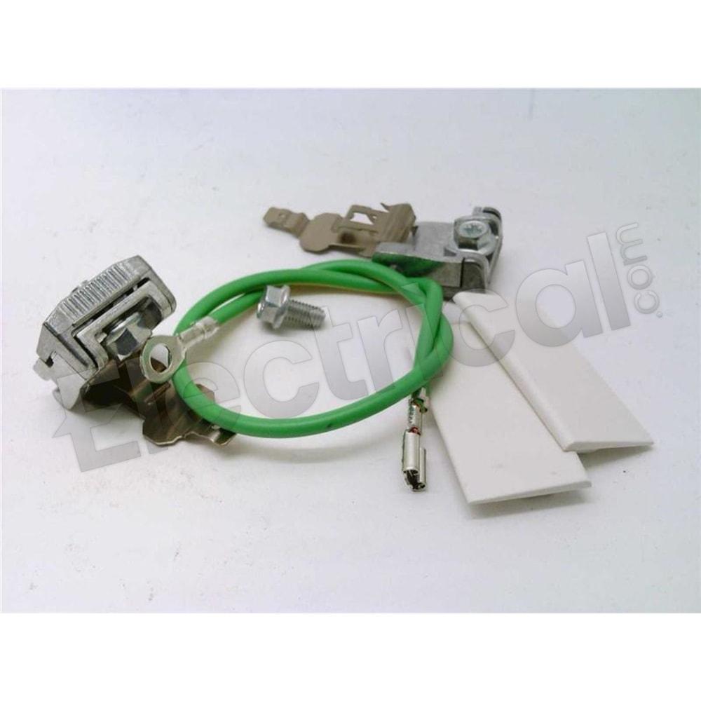 MG08585