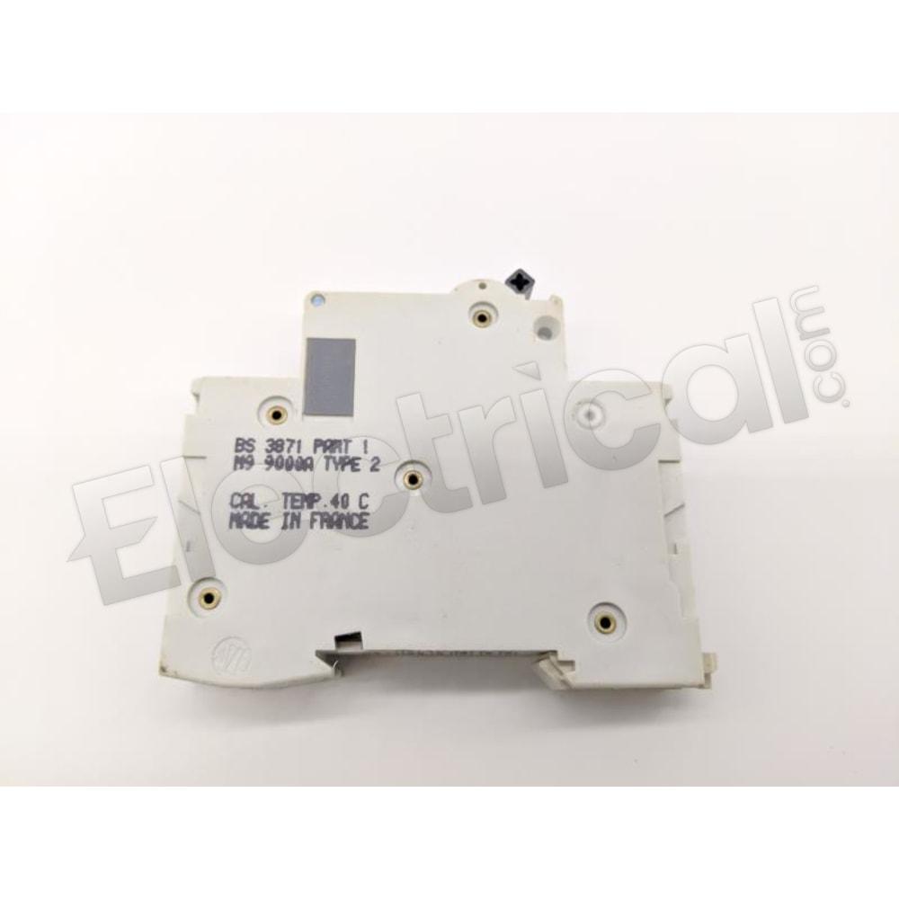 MG25589