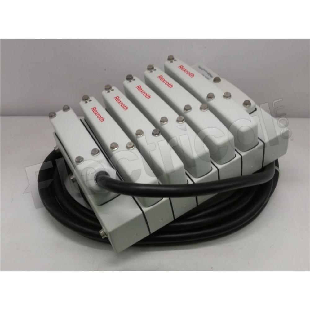R480253718