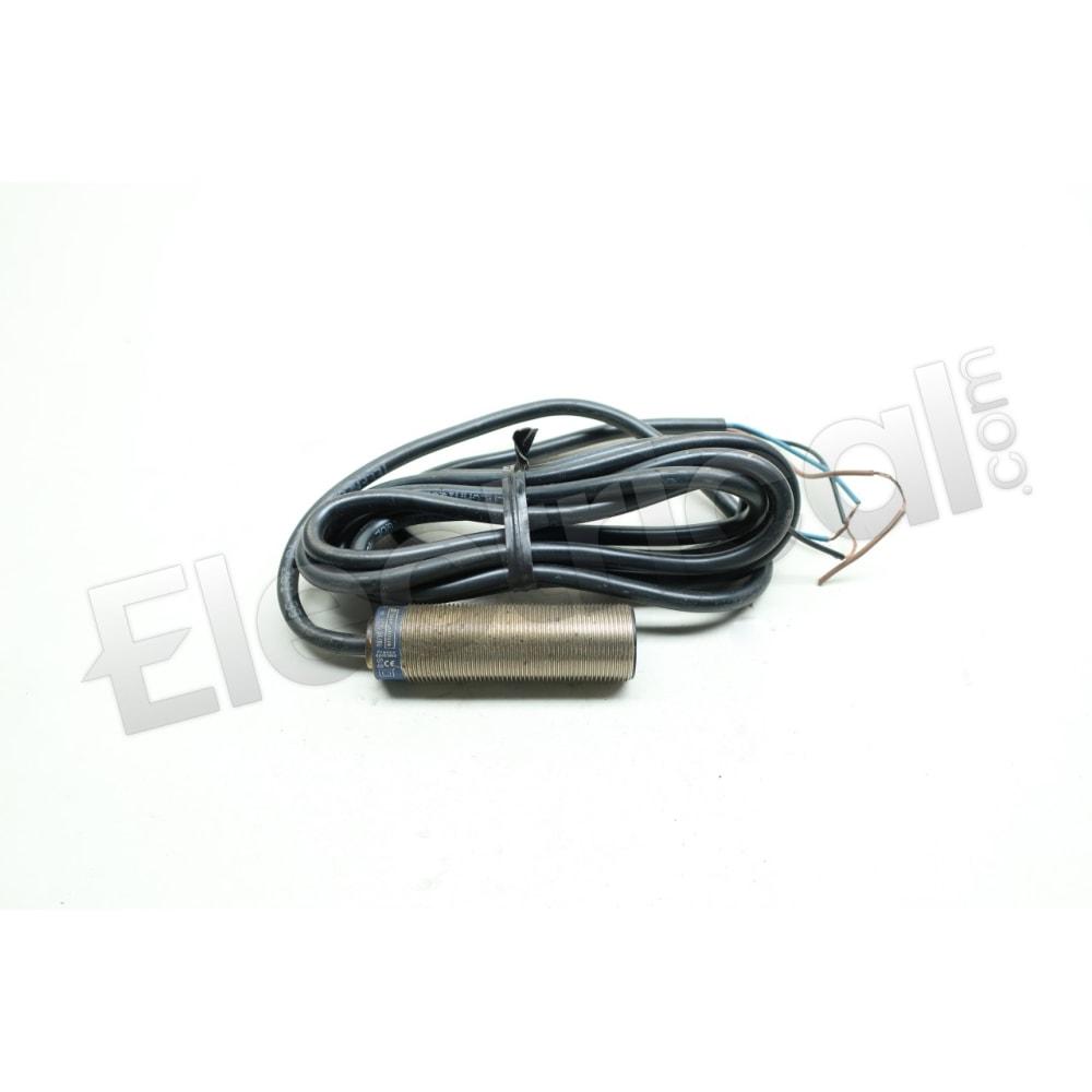 XS1M18PA370