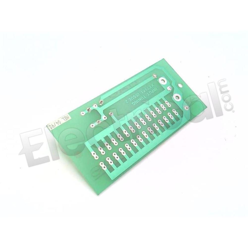 XT7951